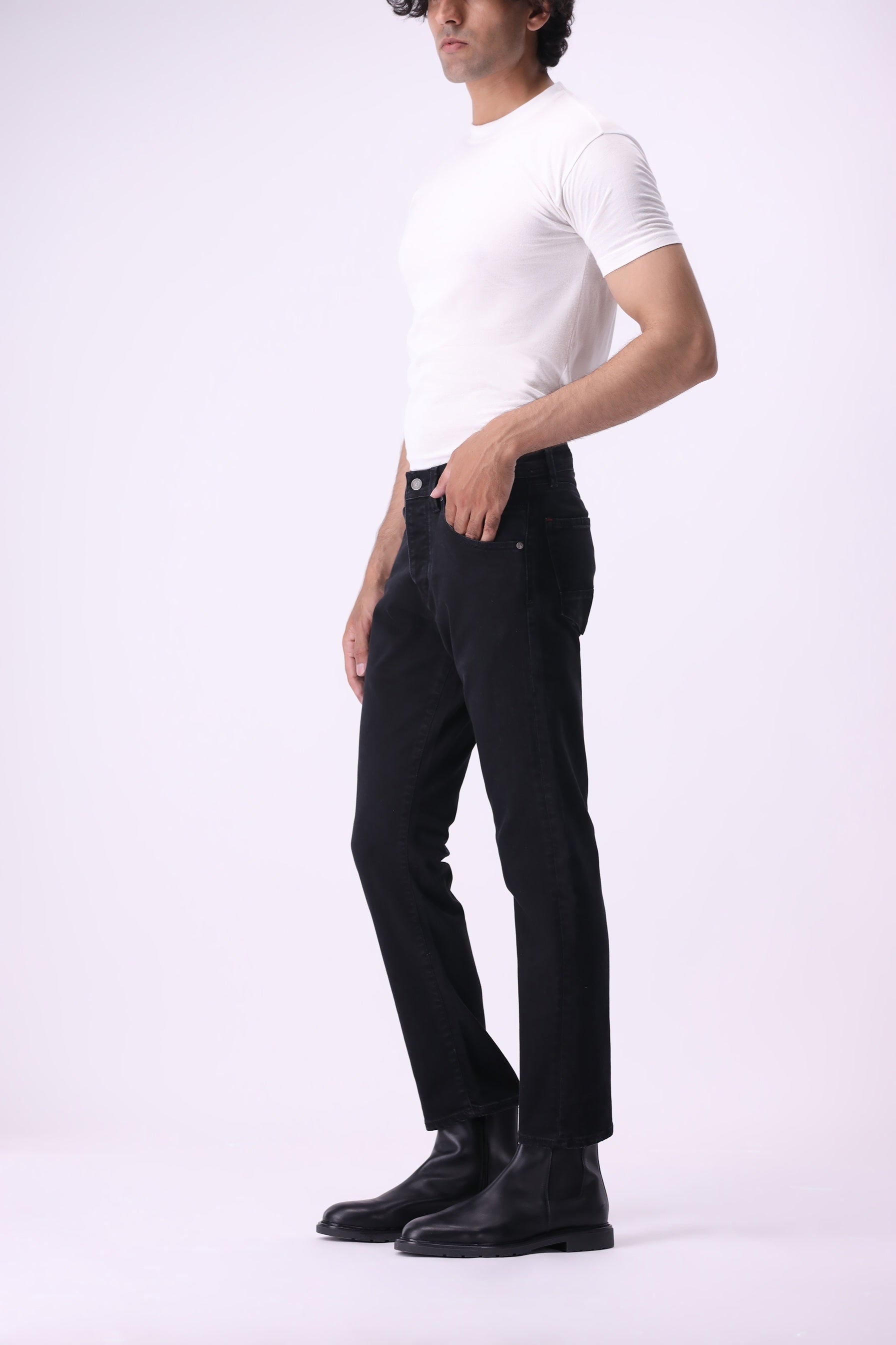 Gom men’s slim black jeans styled in sustainable denim – Bear & Birches